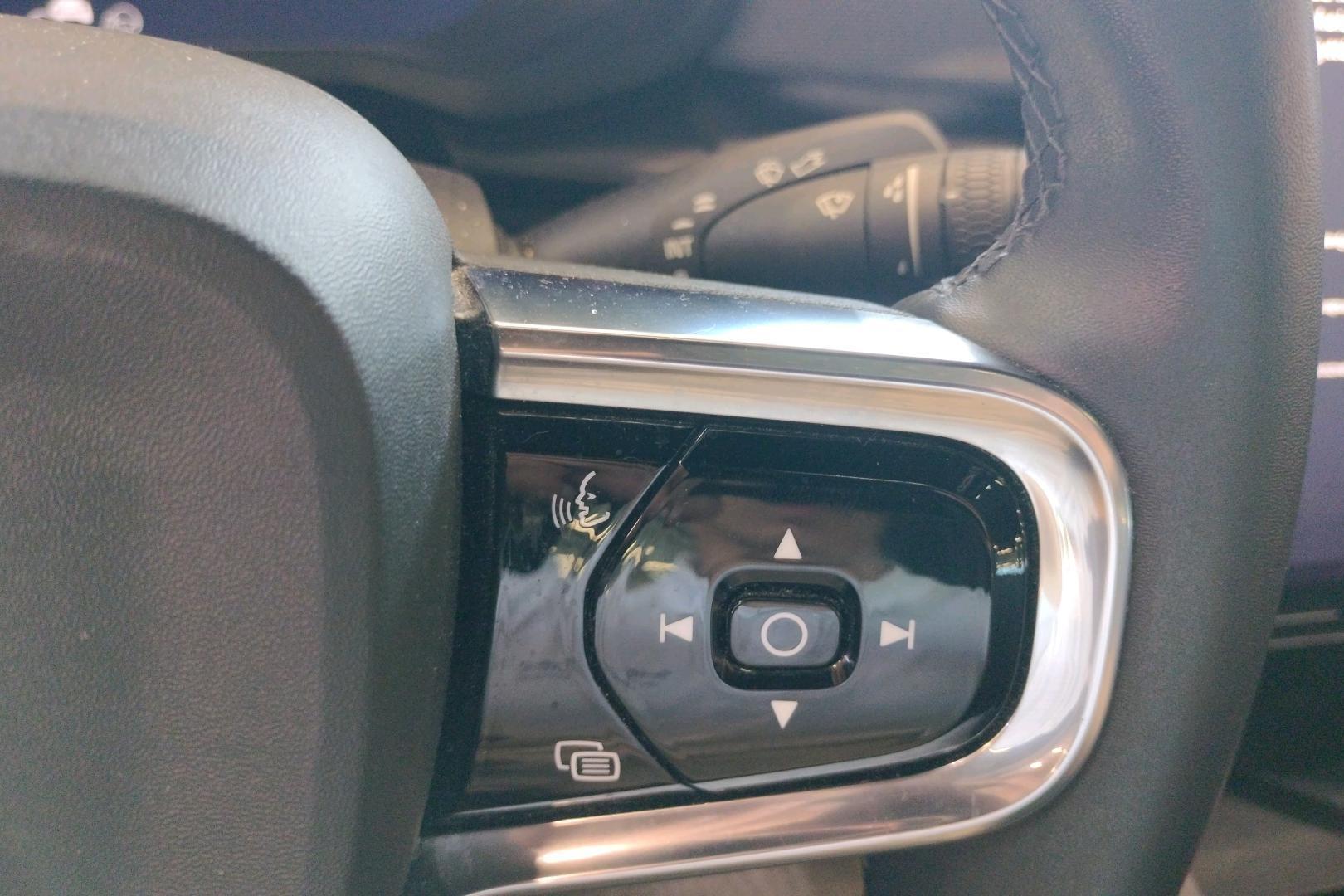 POLESTAR 2 2023