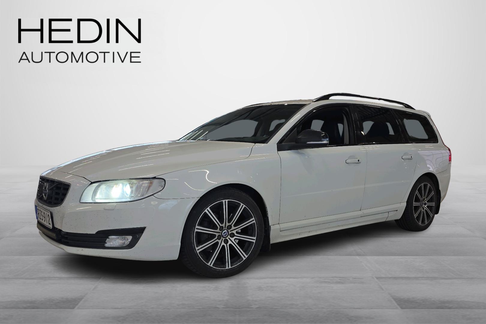 VOLVO V70 2015