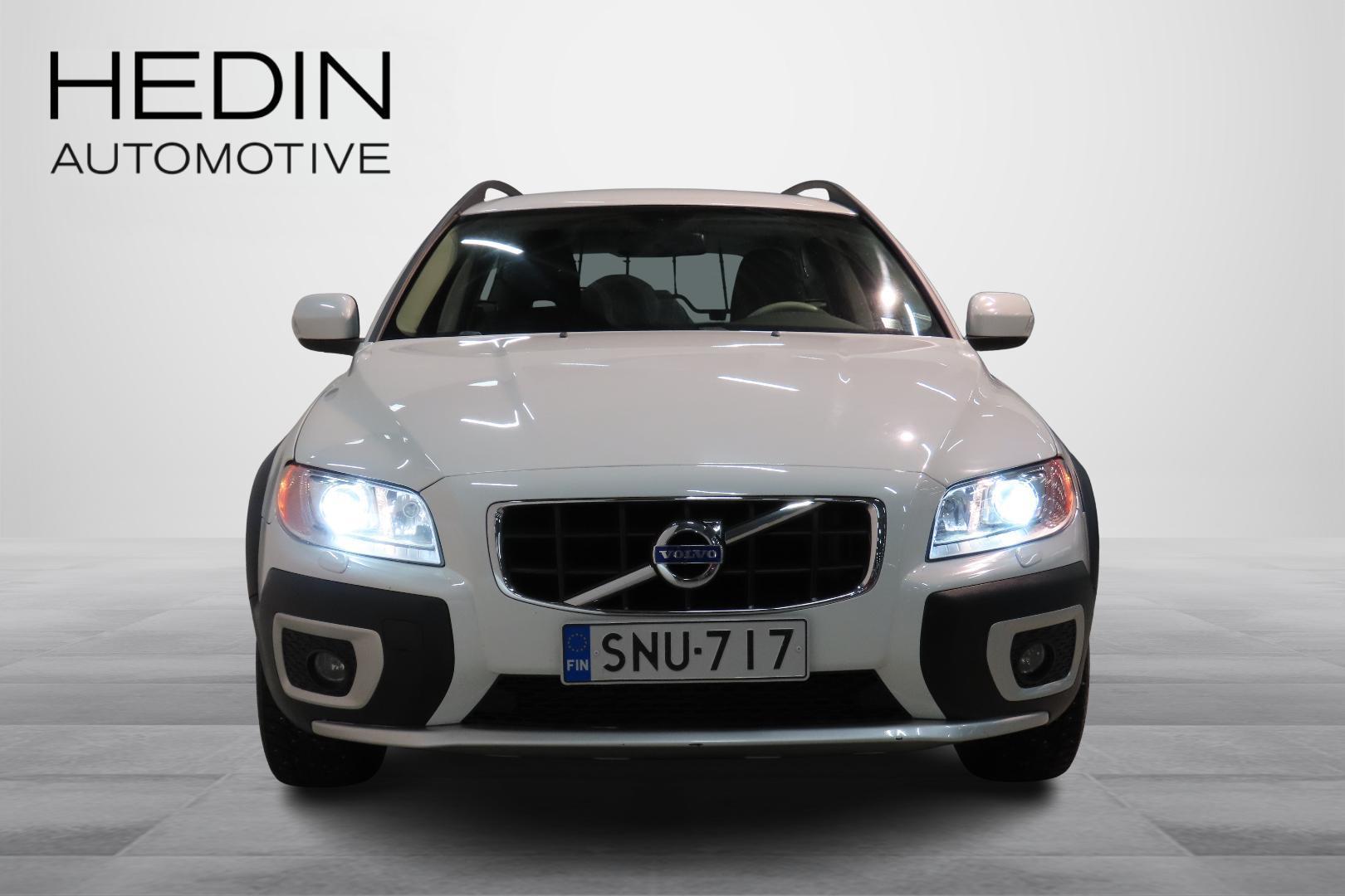 Volvo XC70 2011