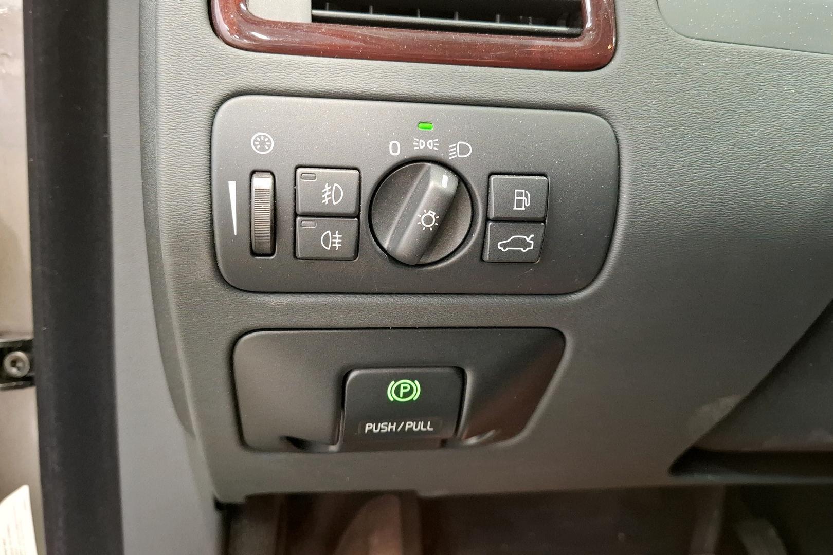 Volvo XC70 2007
