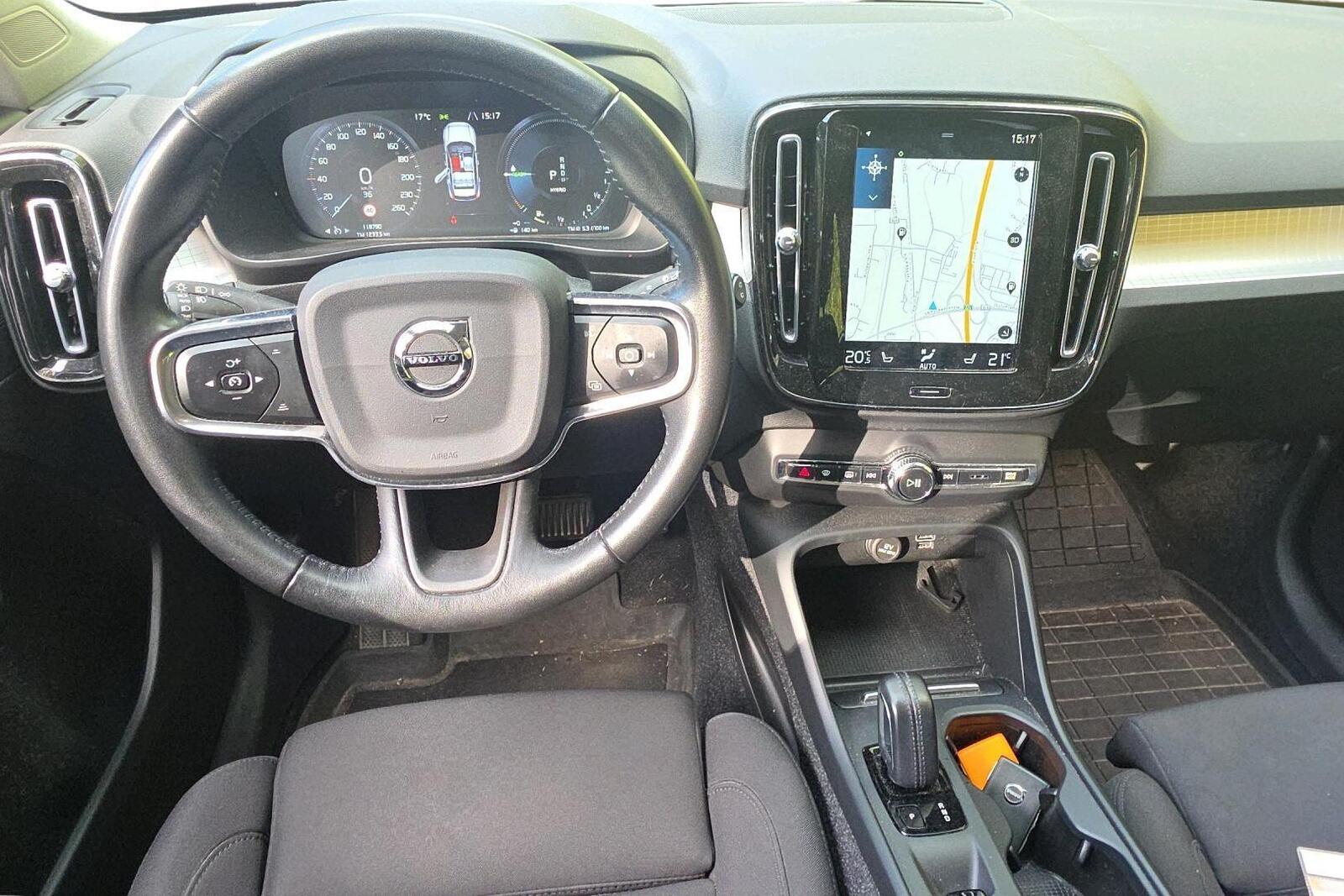 Volvo XC40 2021