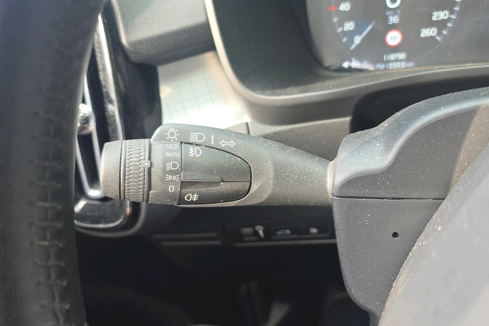 Volvo XC40 2021