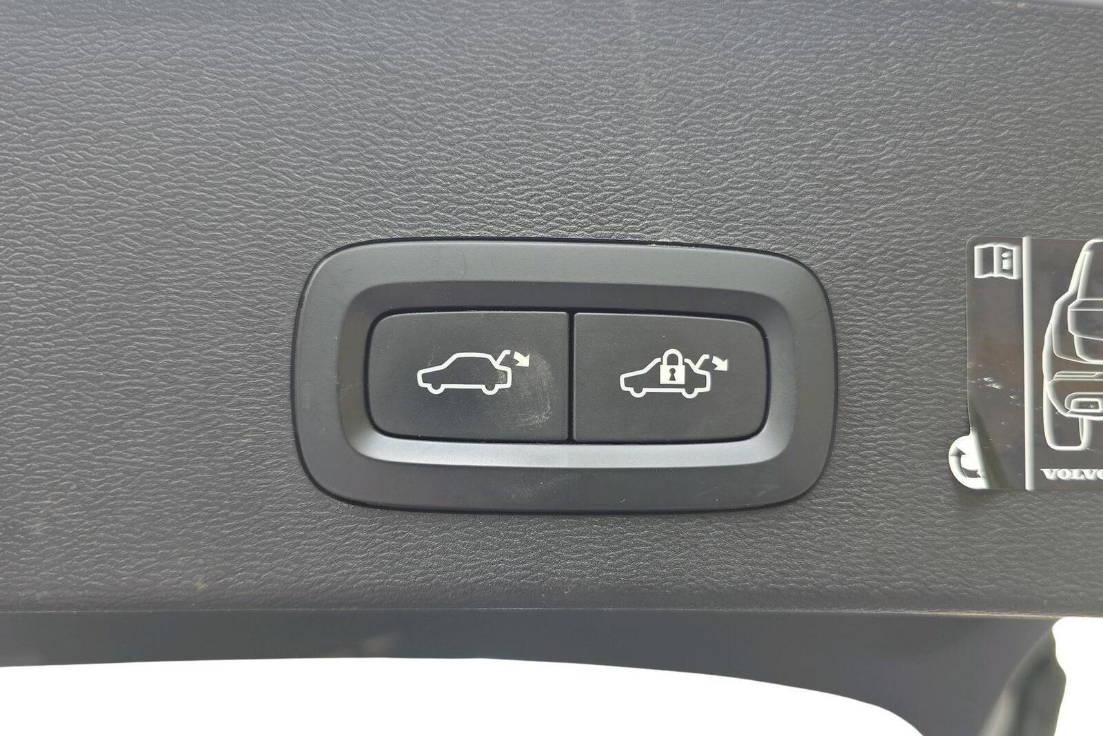 Volvo XC40 2021