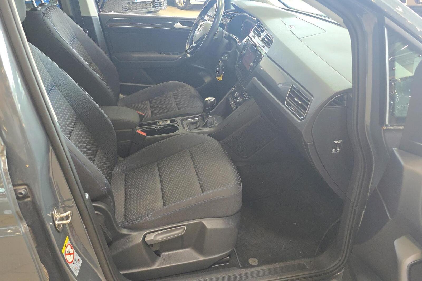 Volkswagen Touran 2021