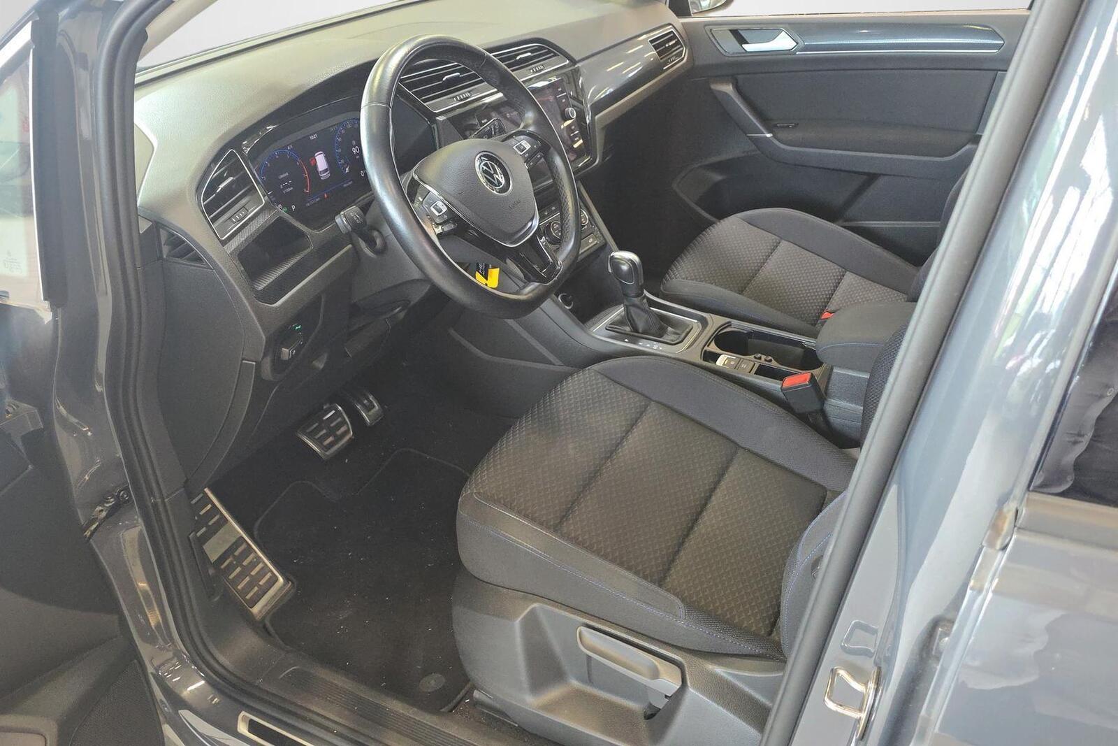 Volkswagen Touran 2021