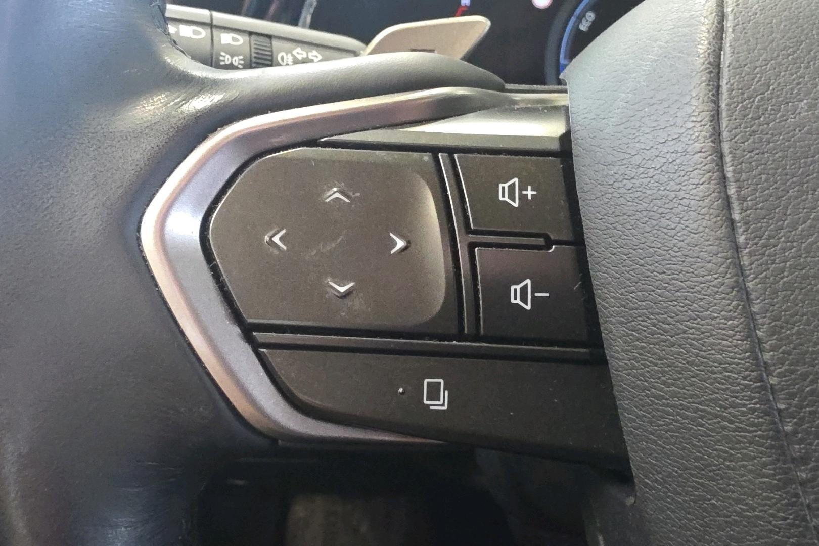 Lexus NX 2023