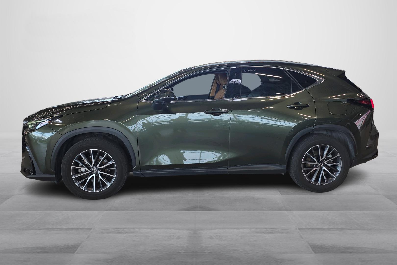 Lexus NX 2023