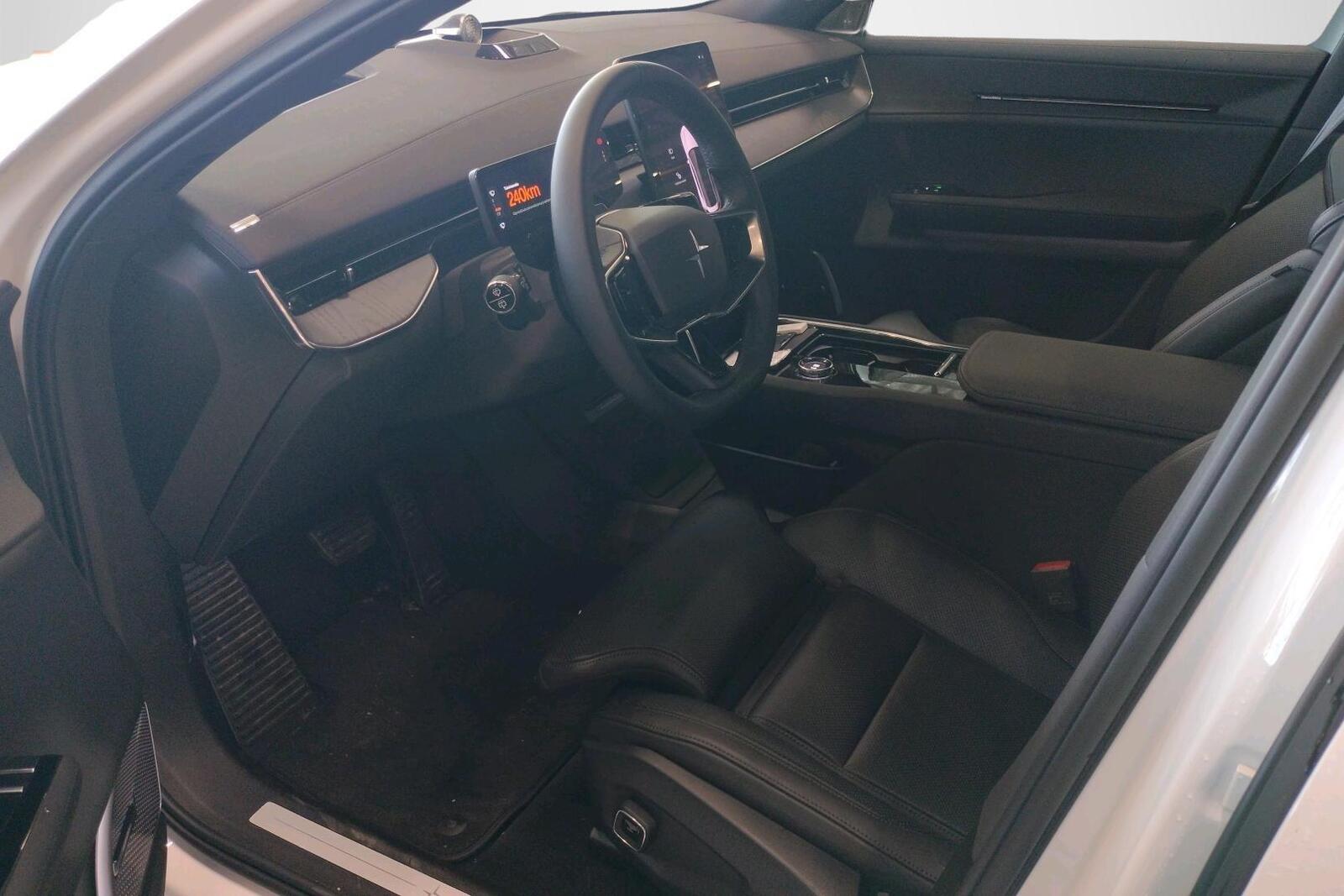 Polestar 3 10