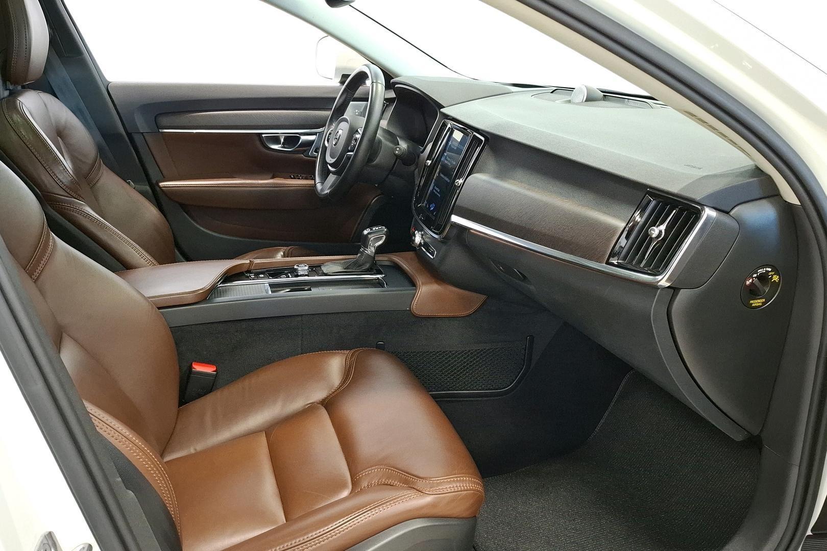 Volvo V90 Cross Country 2018