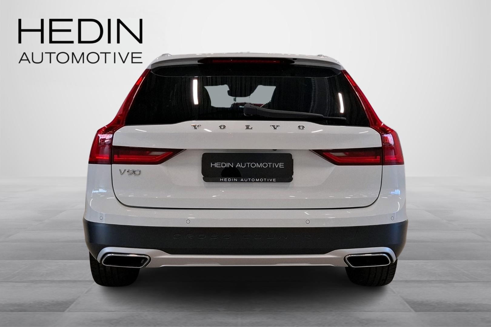 Volvo V90 Cross Country 2018