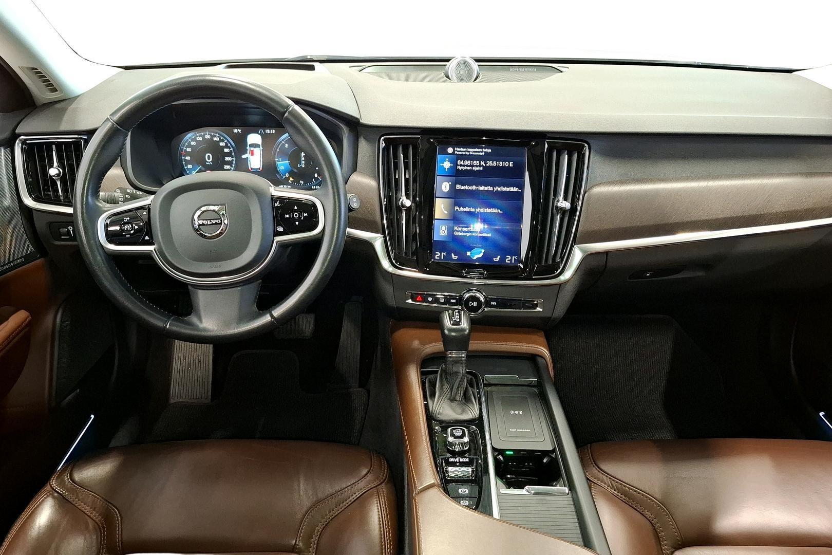 Volvo V90 Cross Country 2018