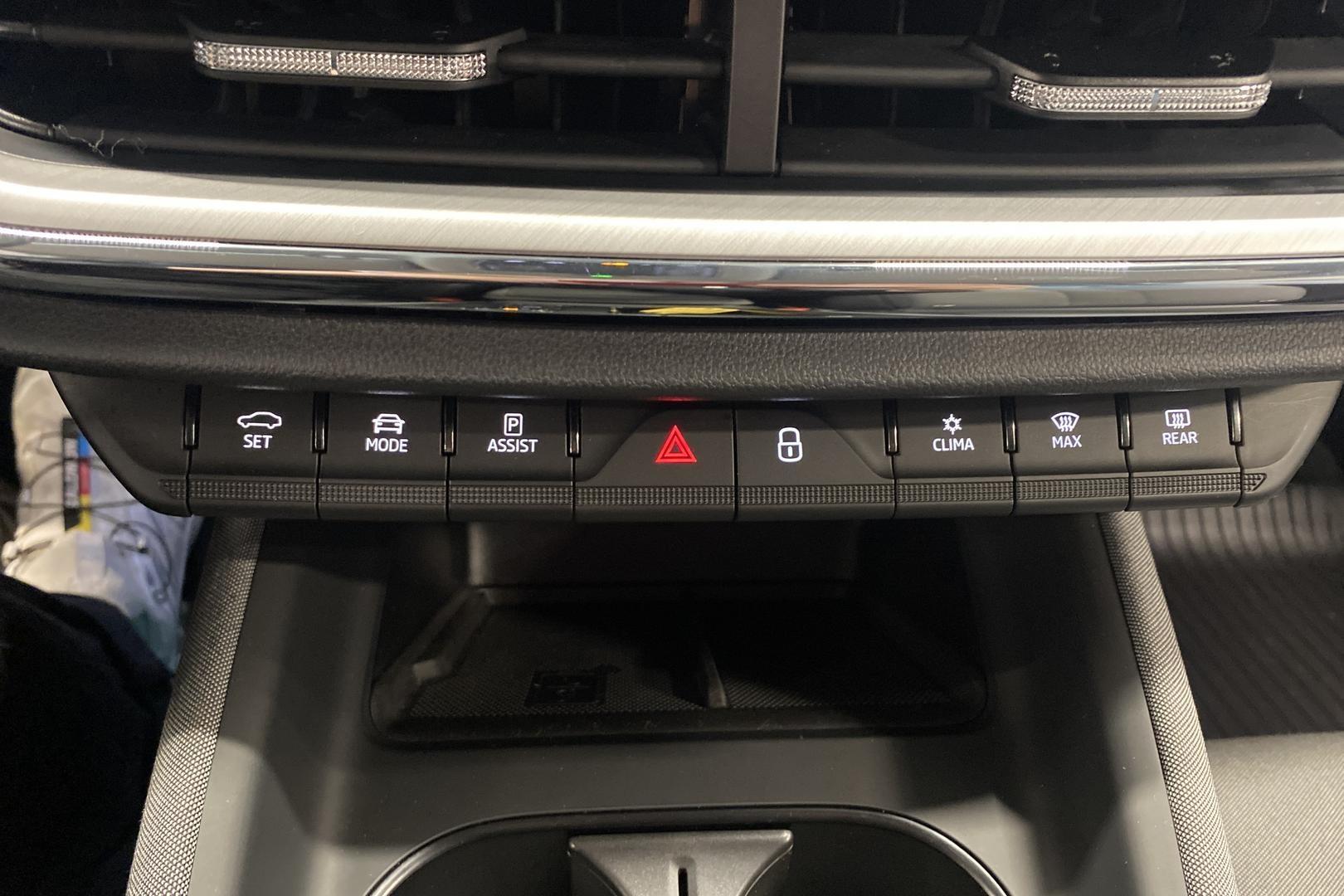 SKODA Enyaq 2023