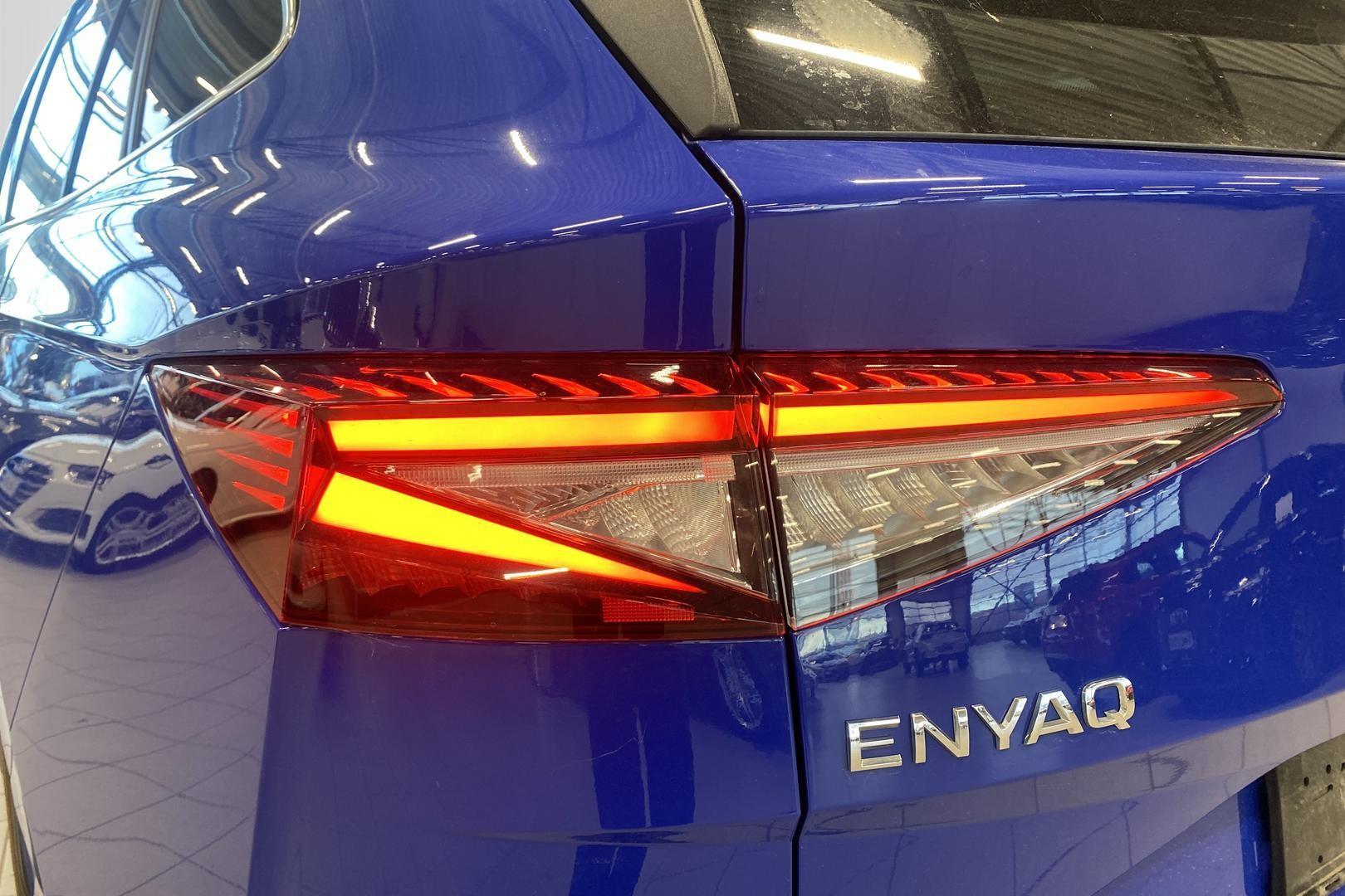SKODA Enyaq 2023