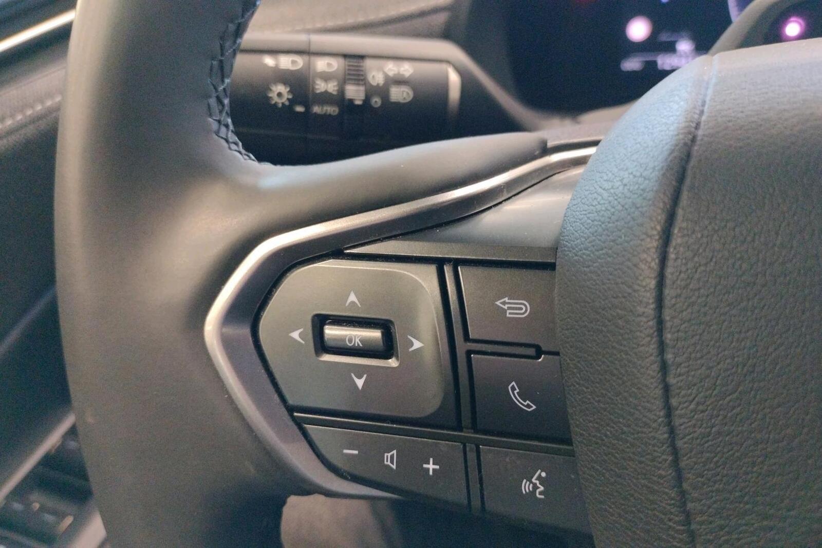 Lexus LBX 2025