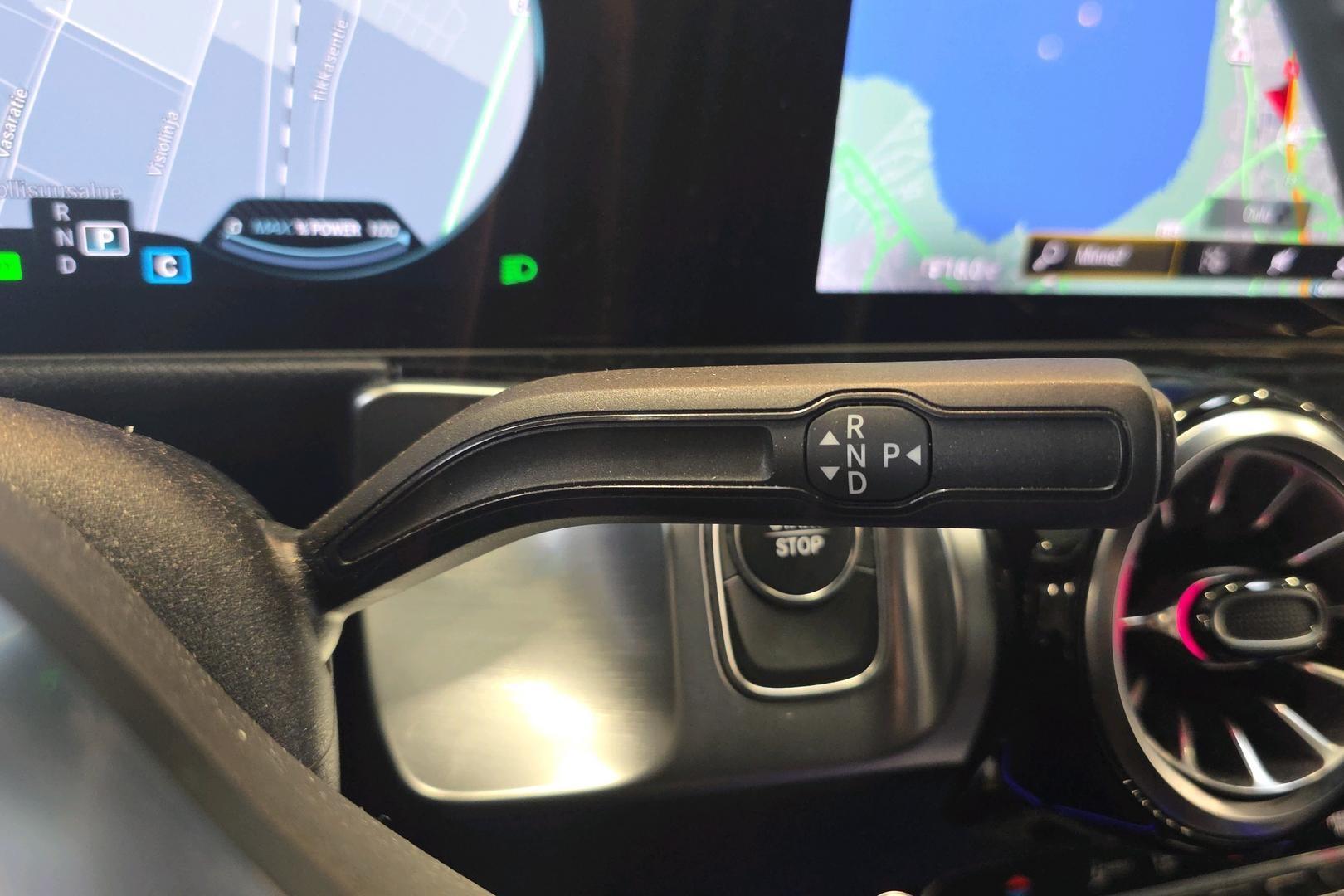 Mercedes-Benz EQB 2024