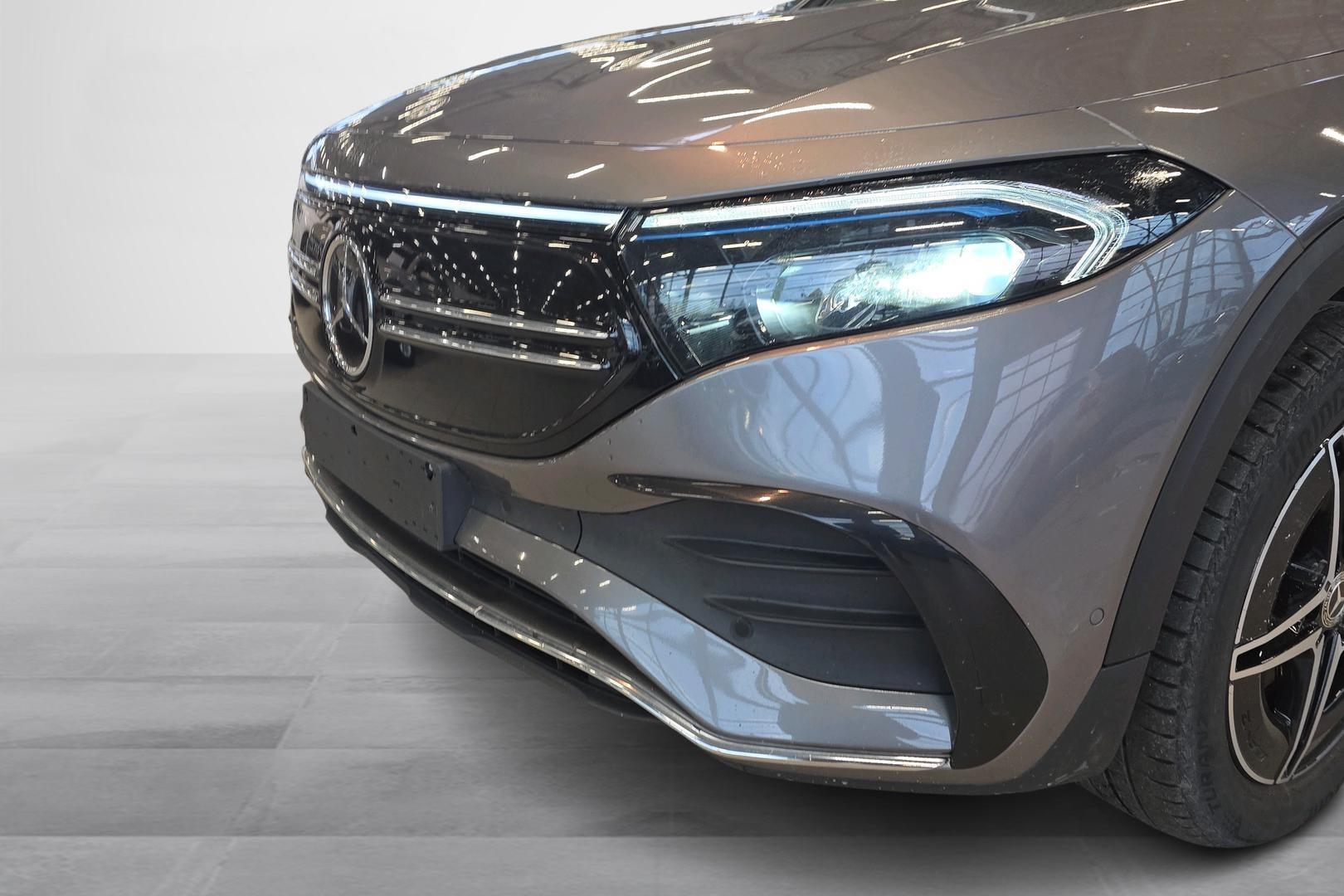 Mercedes-Benz EQB 2024