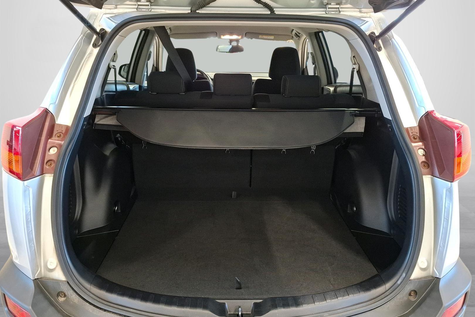 Toyota RAV4 2015