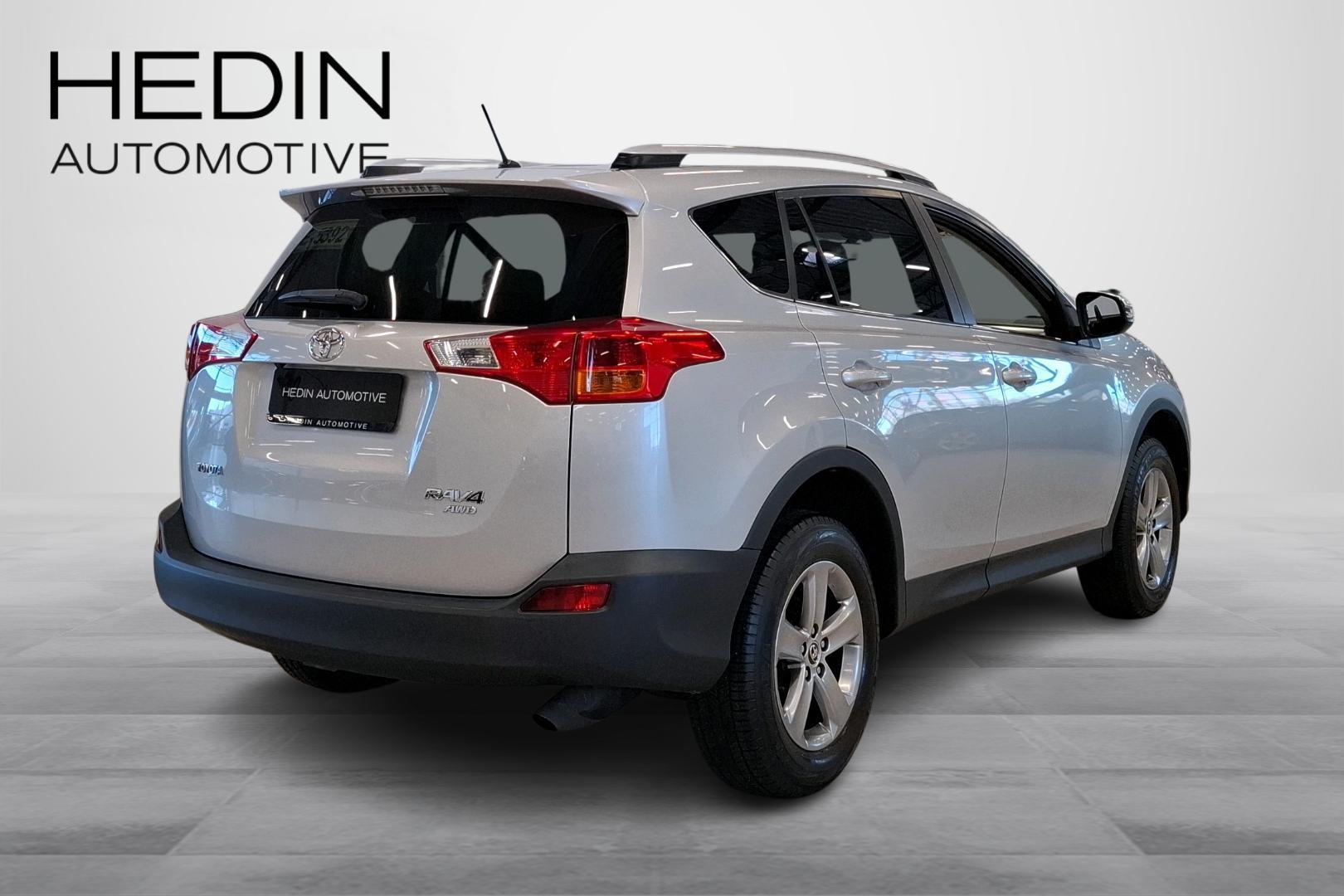 Toyota RAV4 2015