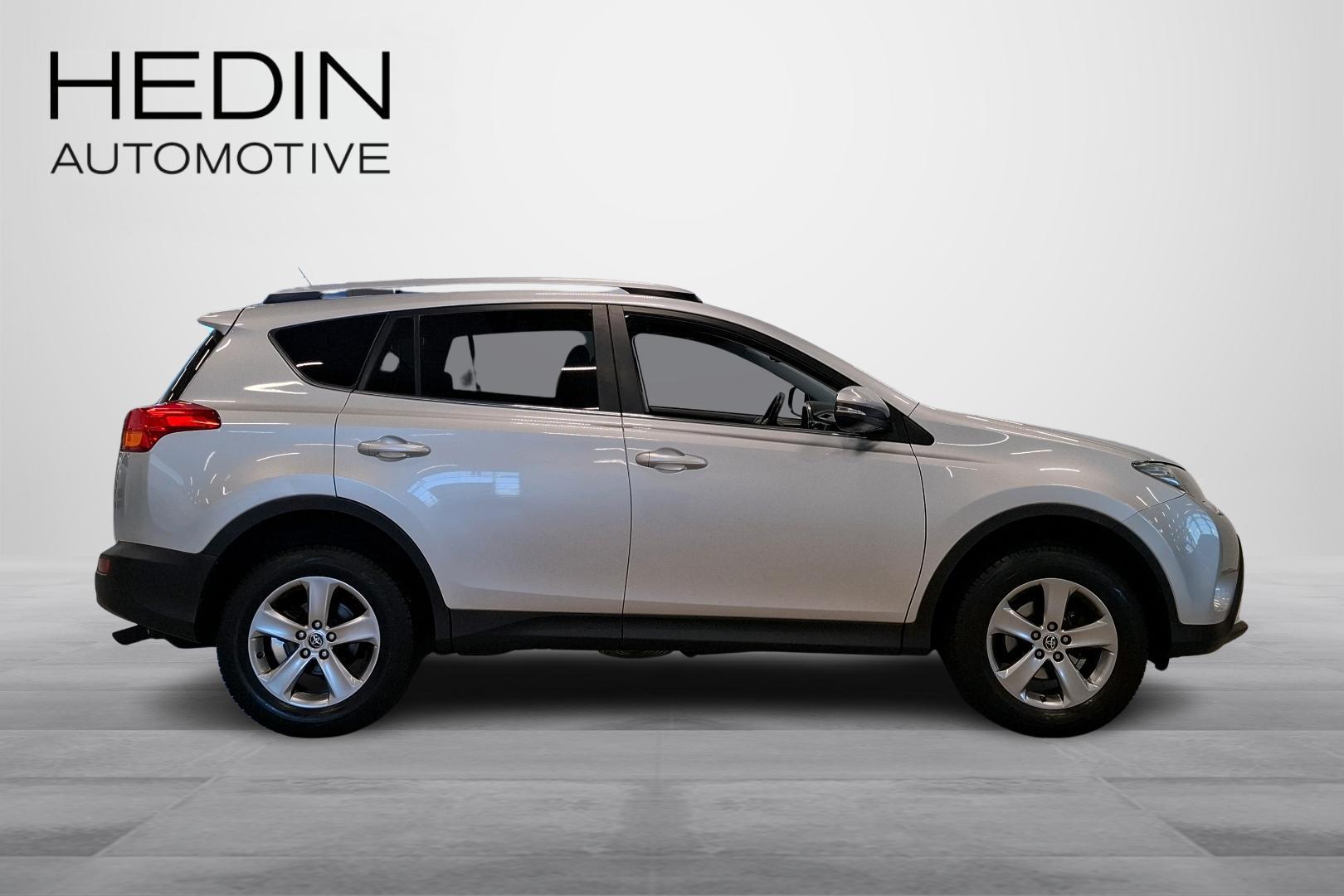 Toyota RAV4 2015
