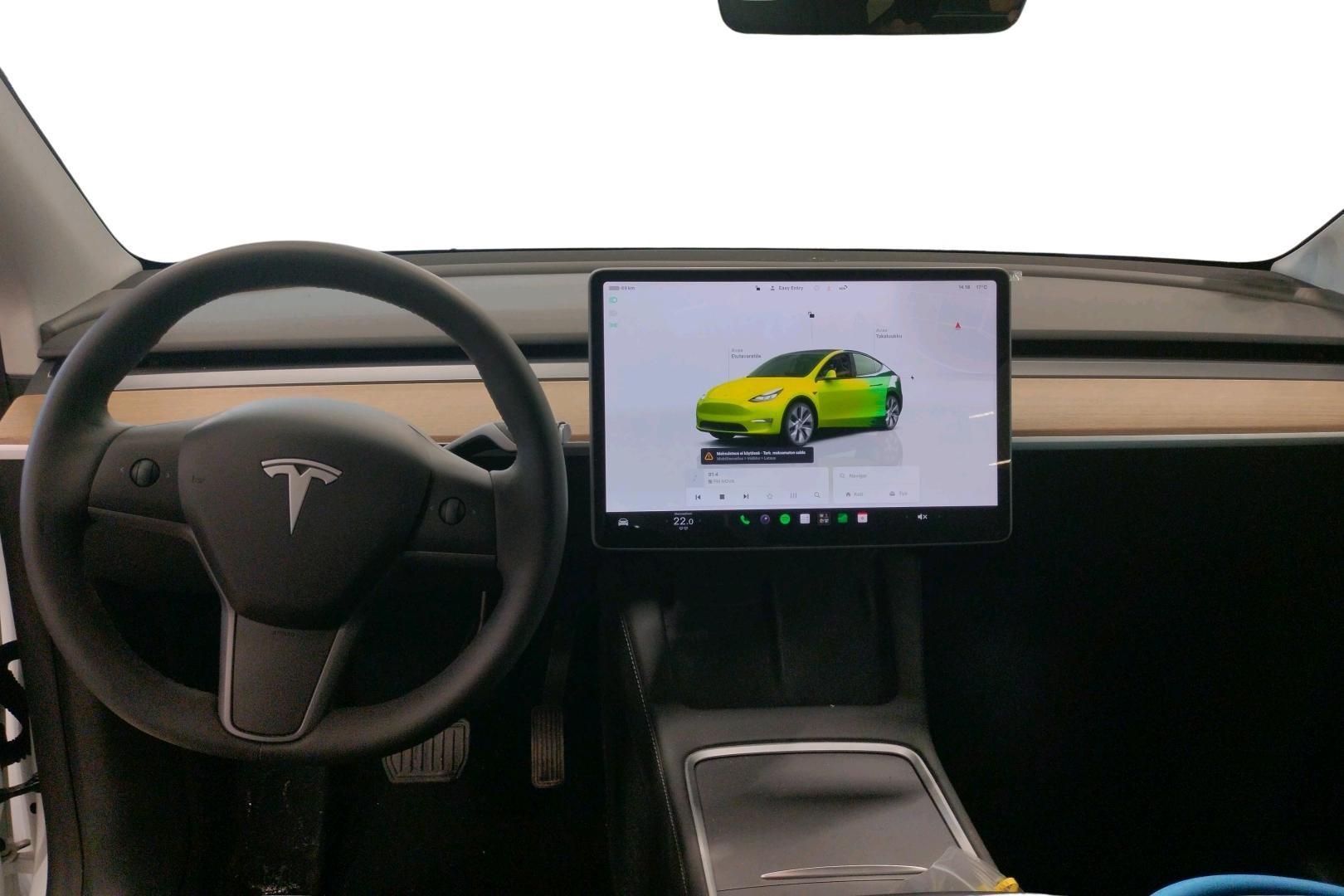 Tesla Model Y 2023