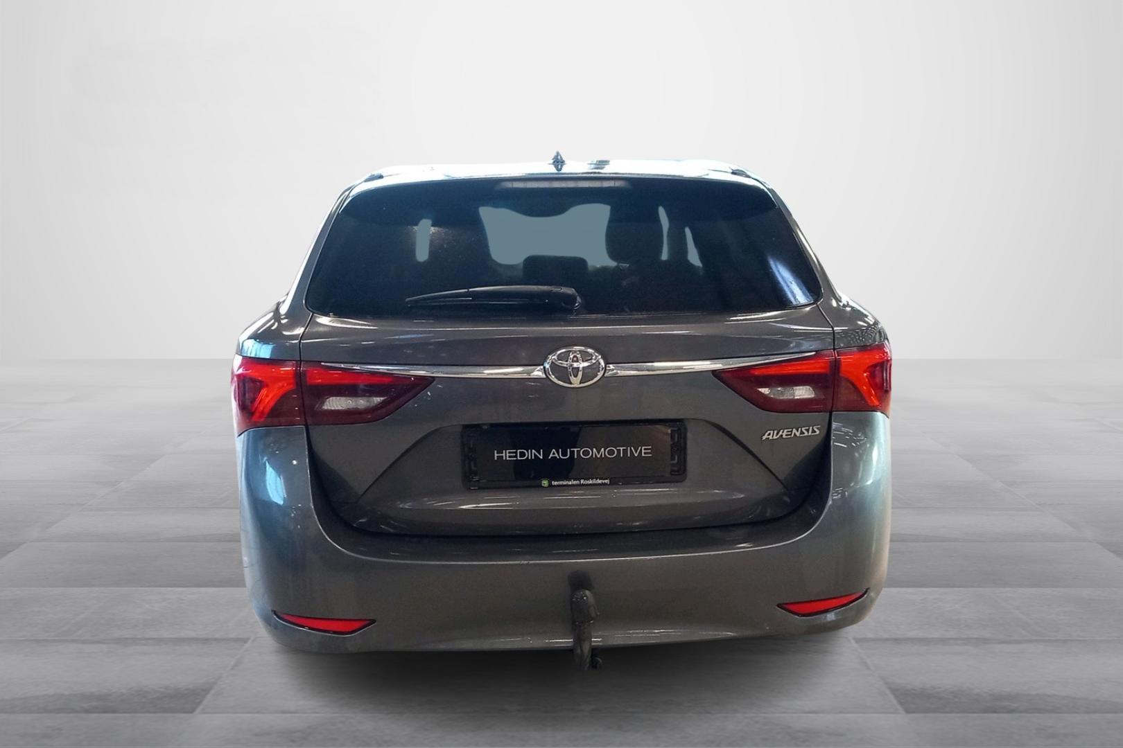 Toyota Avensis 2017