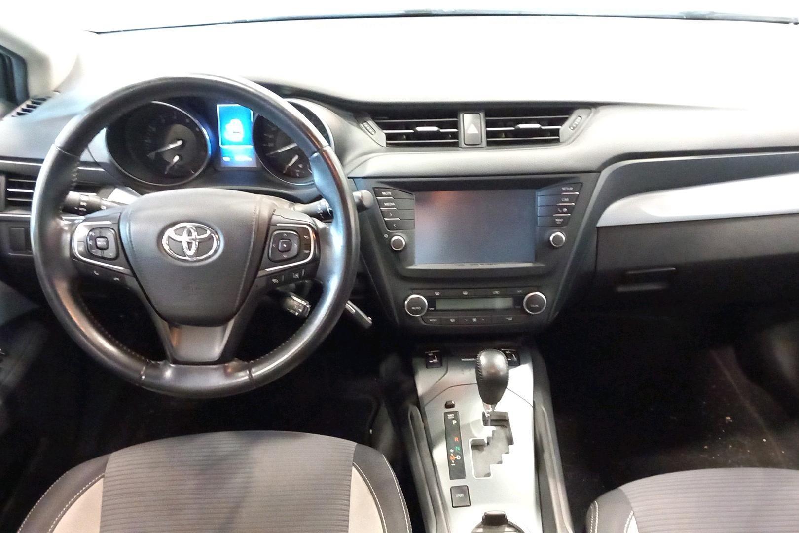 Toyota Avensis 2017