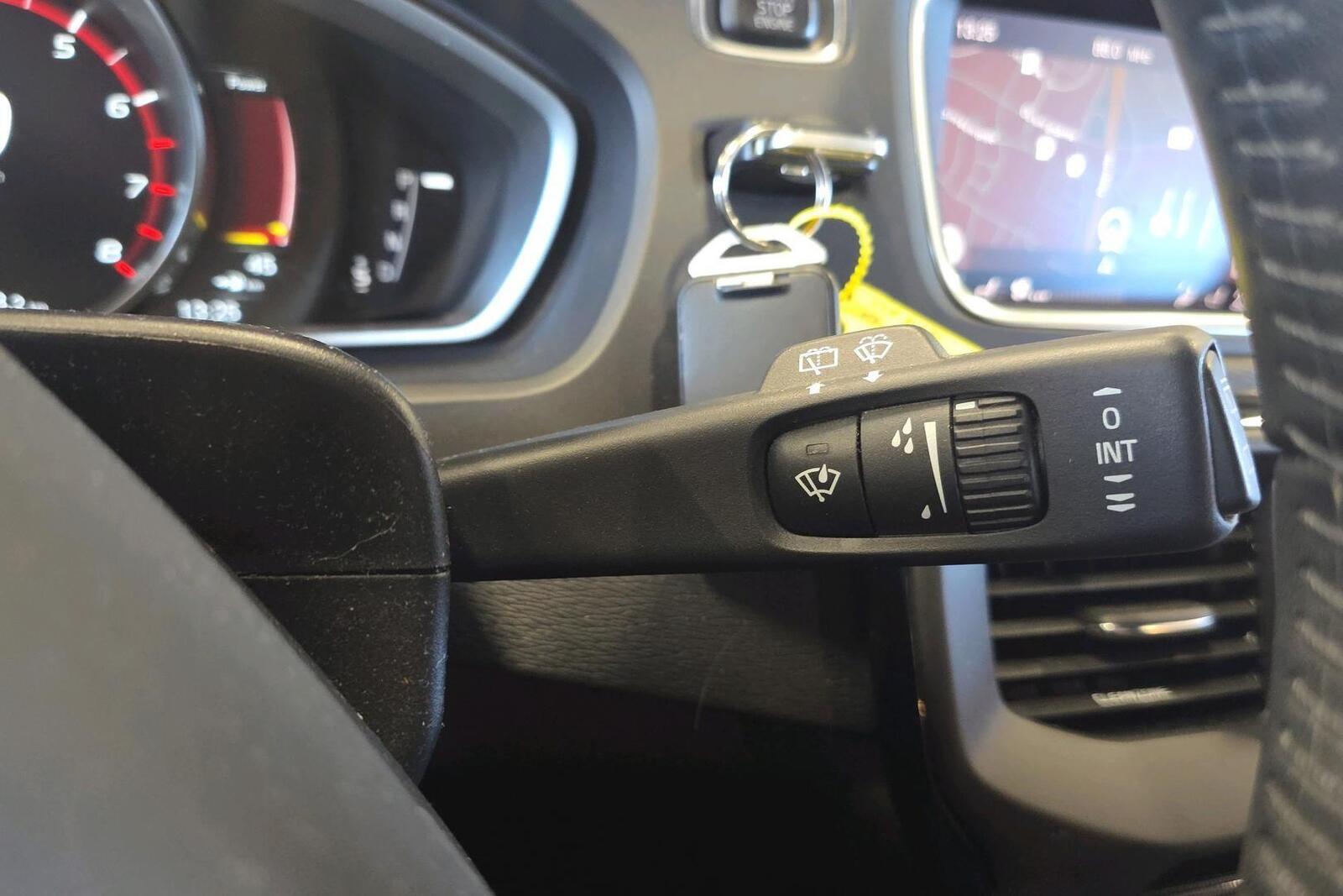 Volvo V40 Cross Country 20
