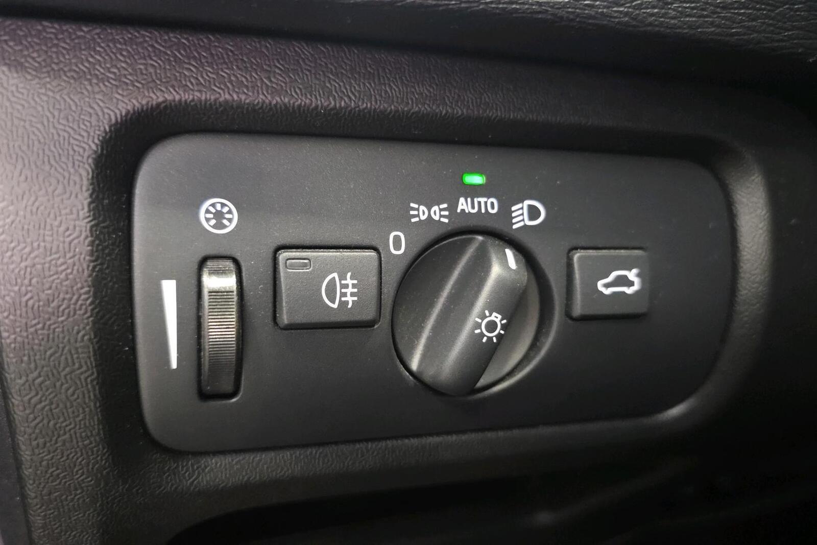 Volvo V40 Cross Country 27
