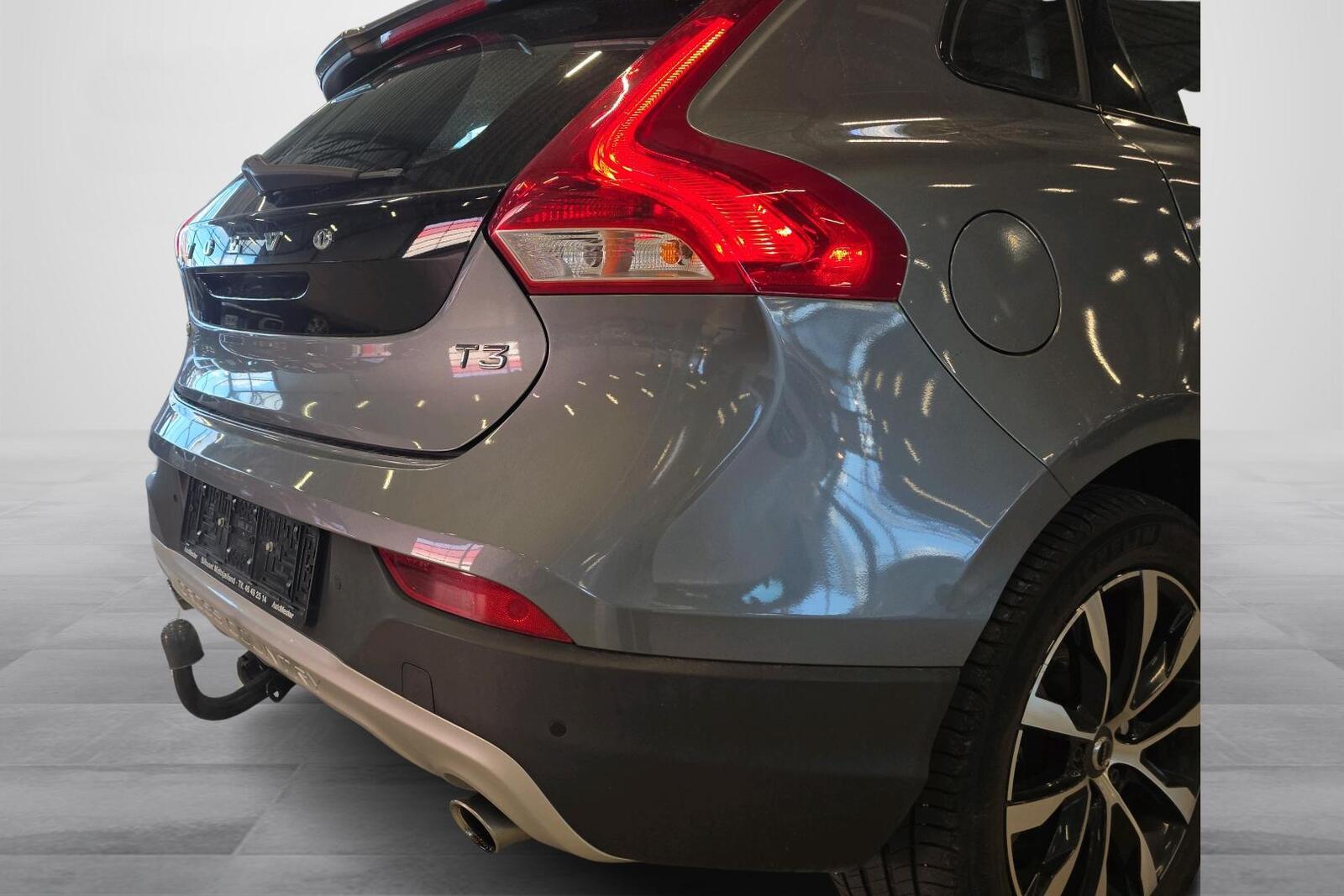 Volvo V40 Cross Country 3