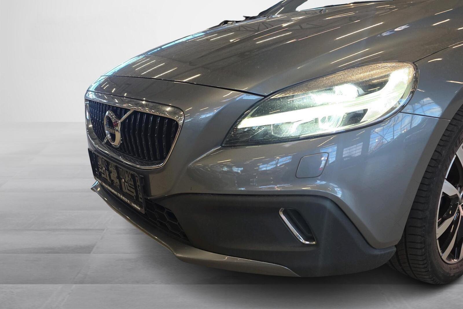 Volvo V40 Cross Country 6