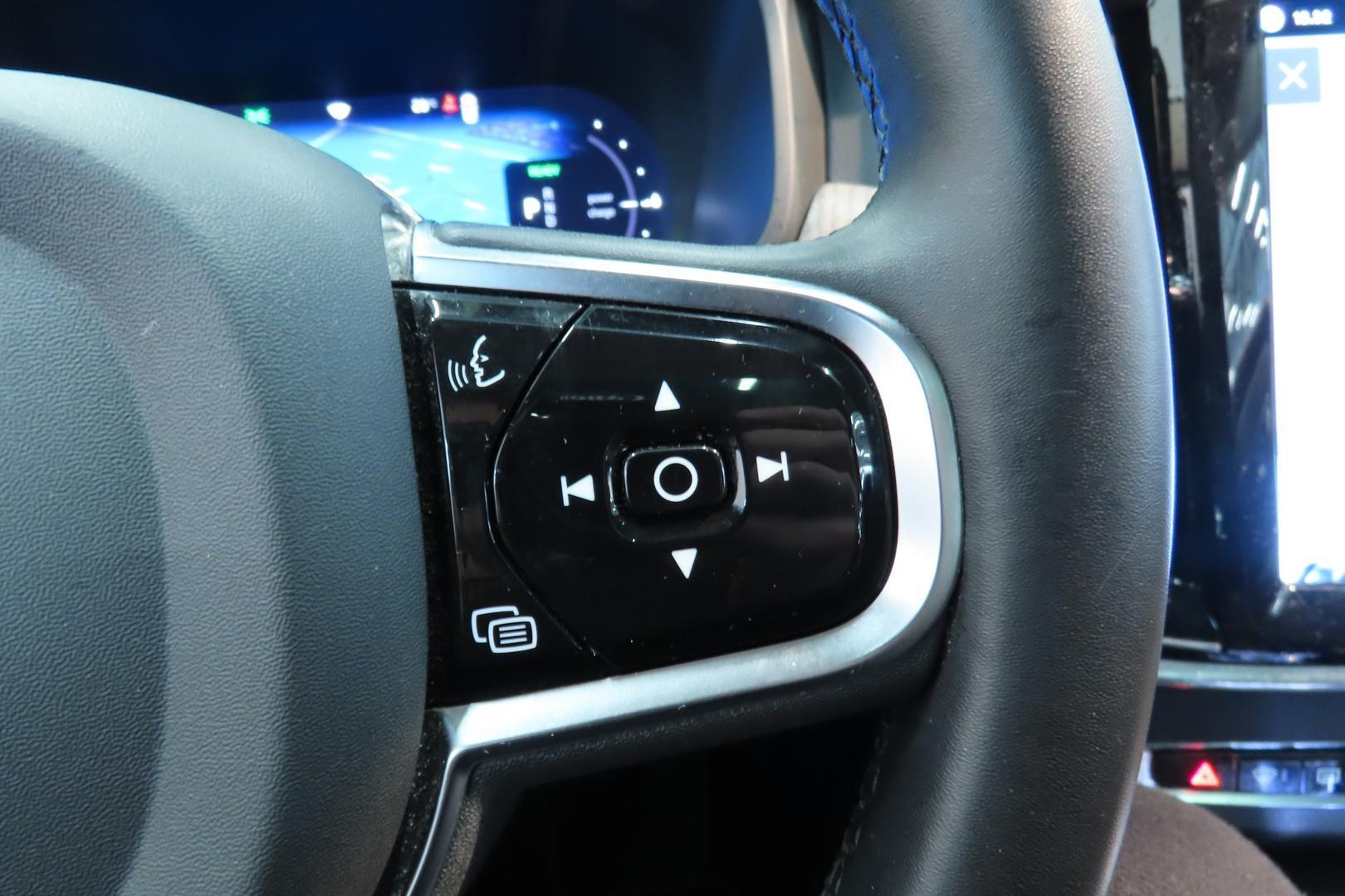 Volvo V90 2023