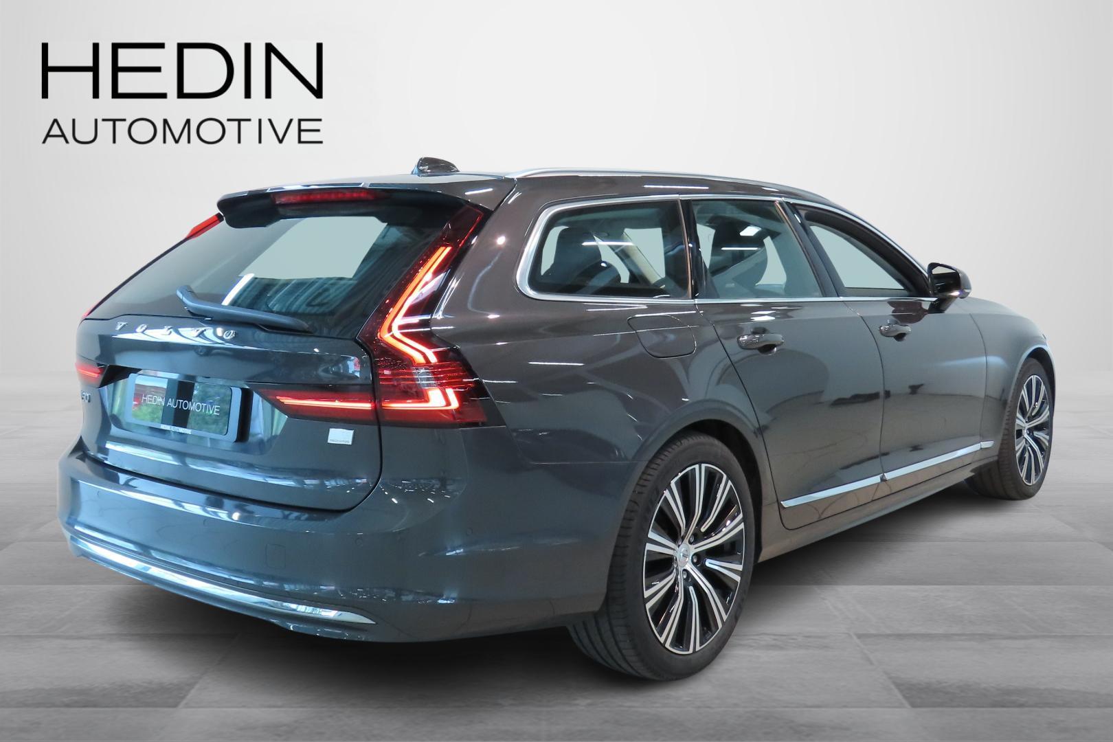Volvo V90 2023