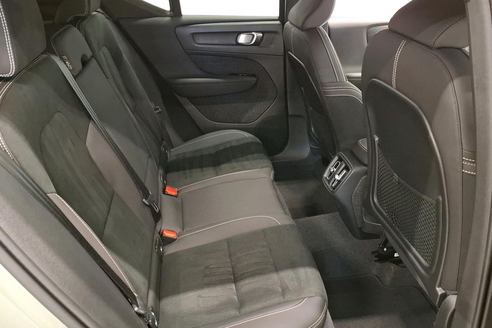 Volvo XC40 2024