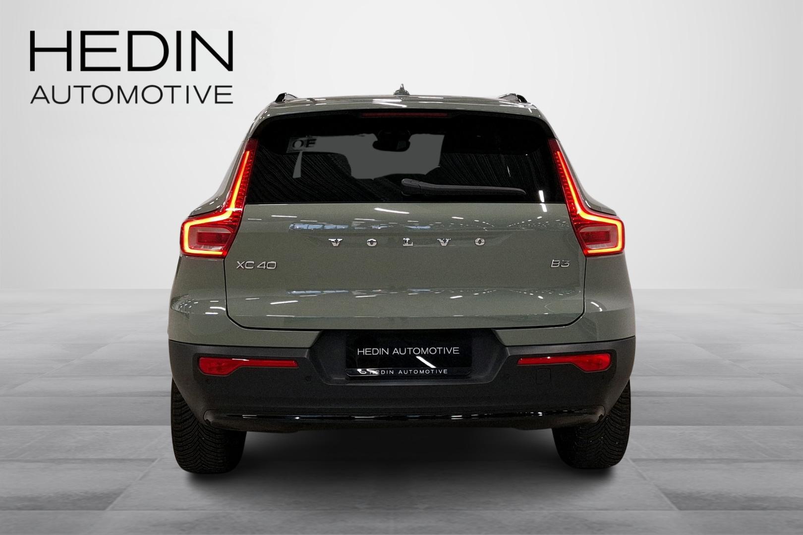 Volvo XC40 2024