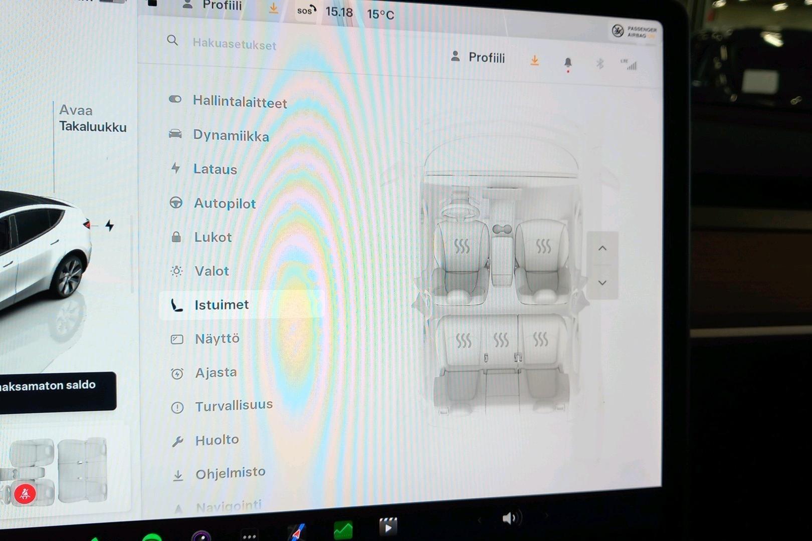 Tesla Model Y 2024