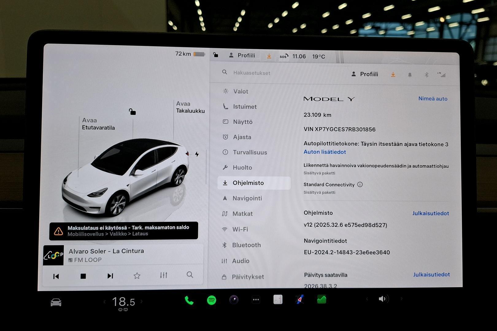 Tesla Model Y 2024