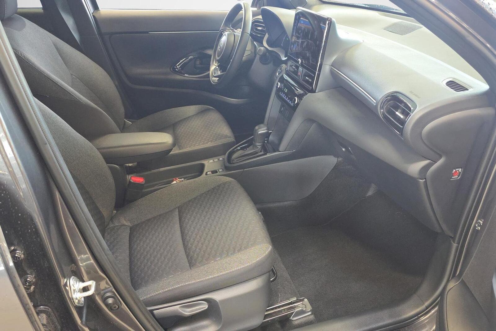 Toyota Yaris Cross 2025
