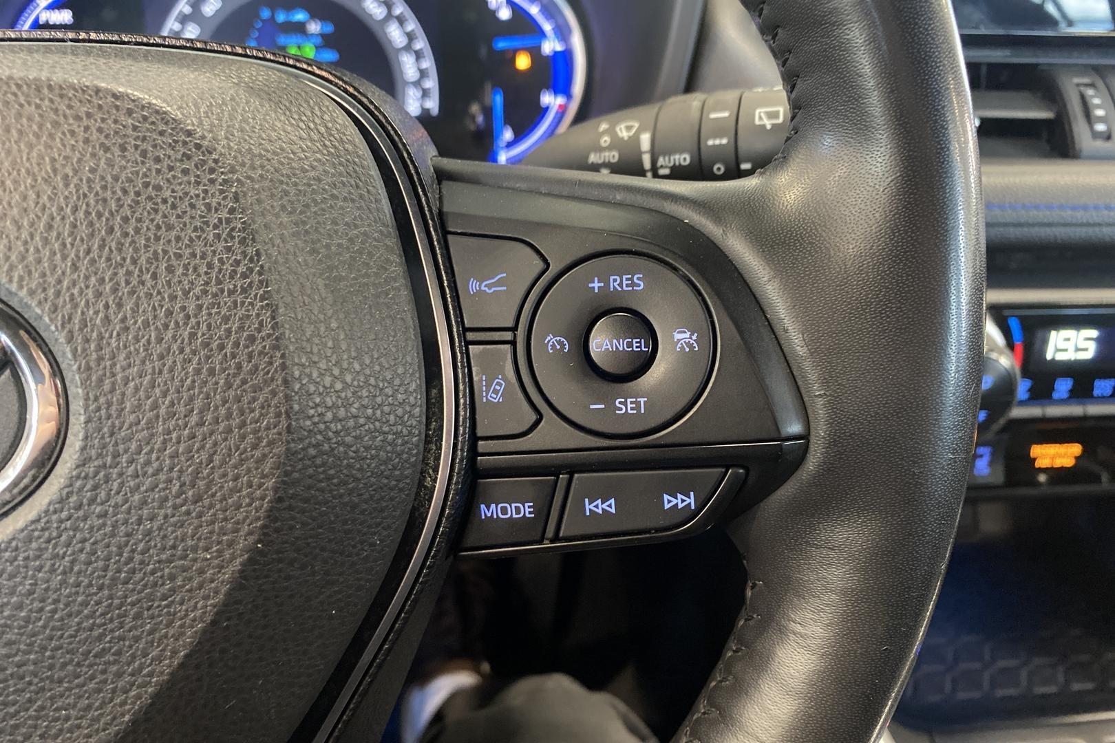 TOYOTA RAV4 2020
