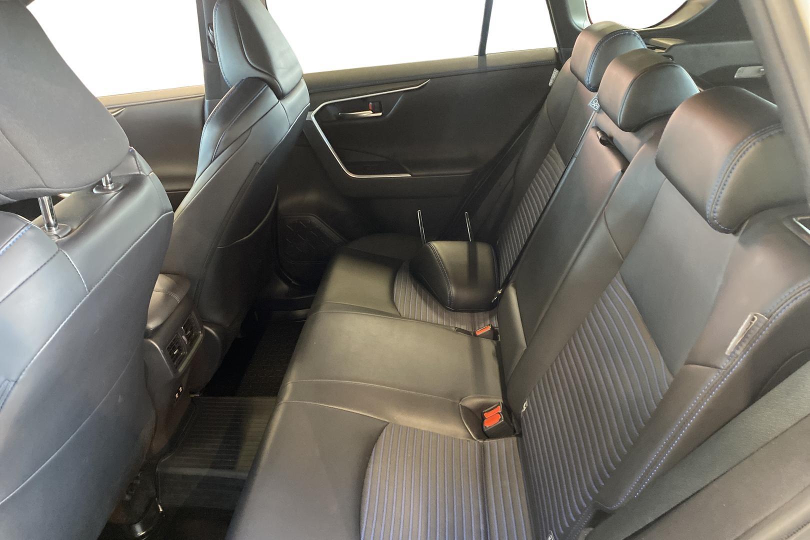 TOYOTA RAV4 2020