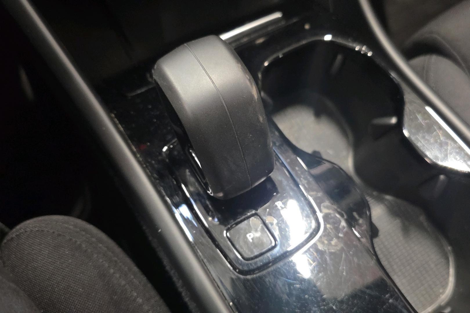 VOLVO XC40 2023