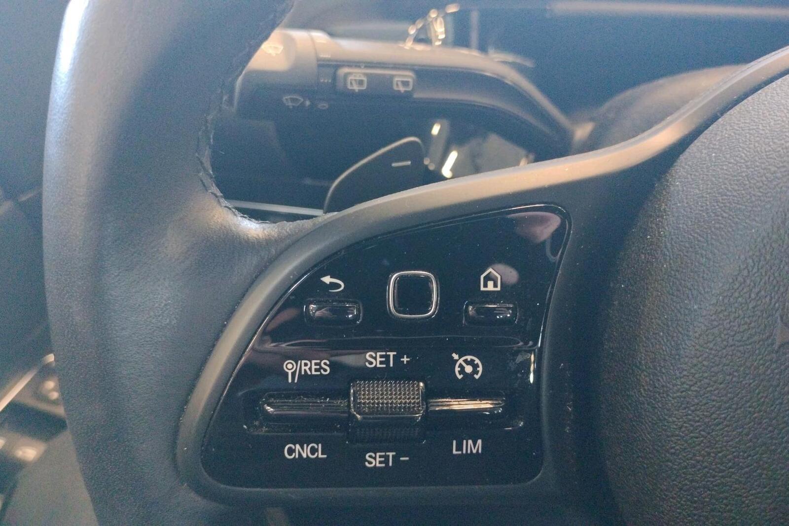 Mercedes-Benz GLA 2021