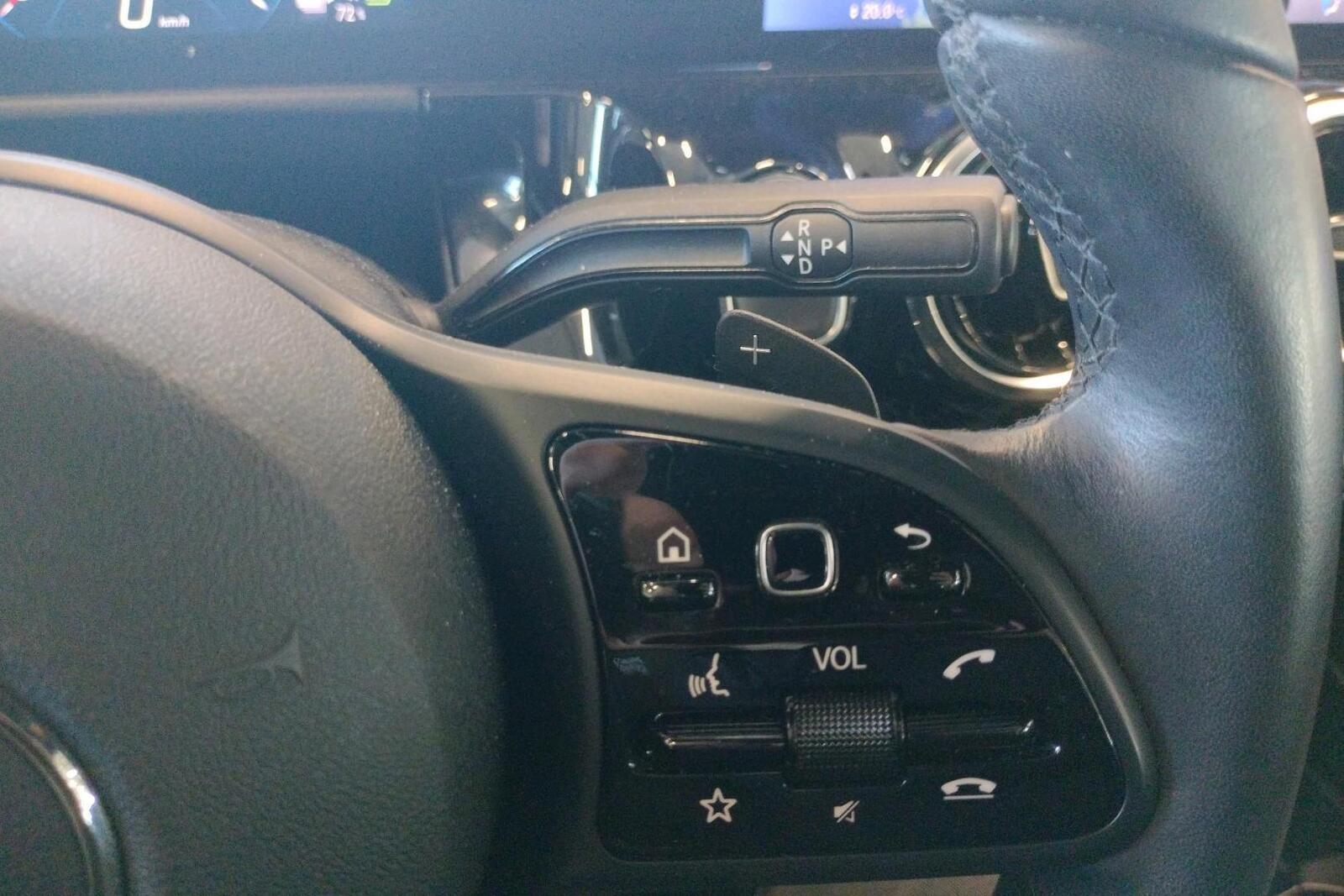 Mercedes-Benz GLA 2021