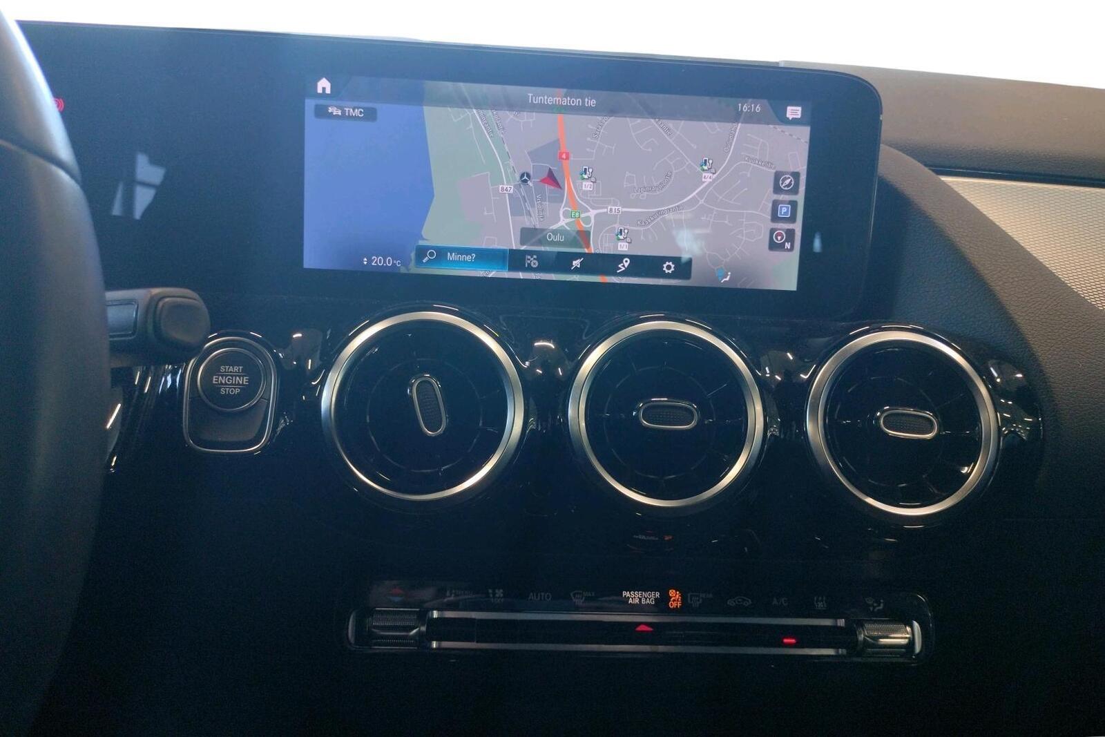 Mercedes-Benz GLA 2021