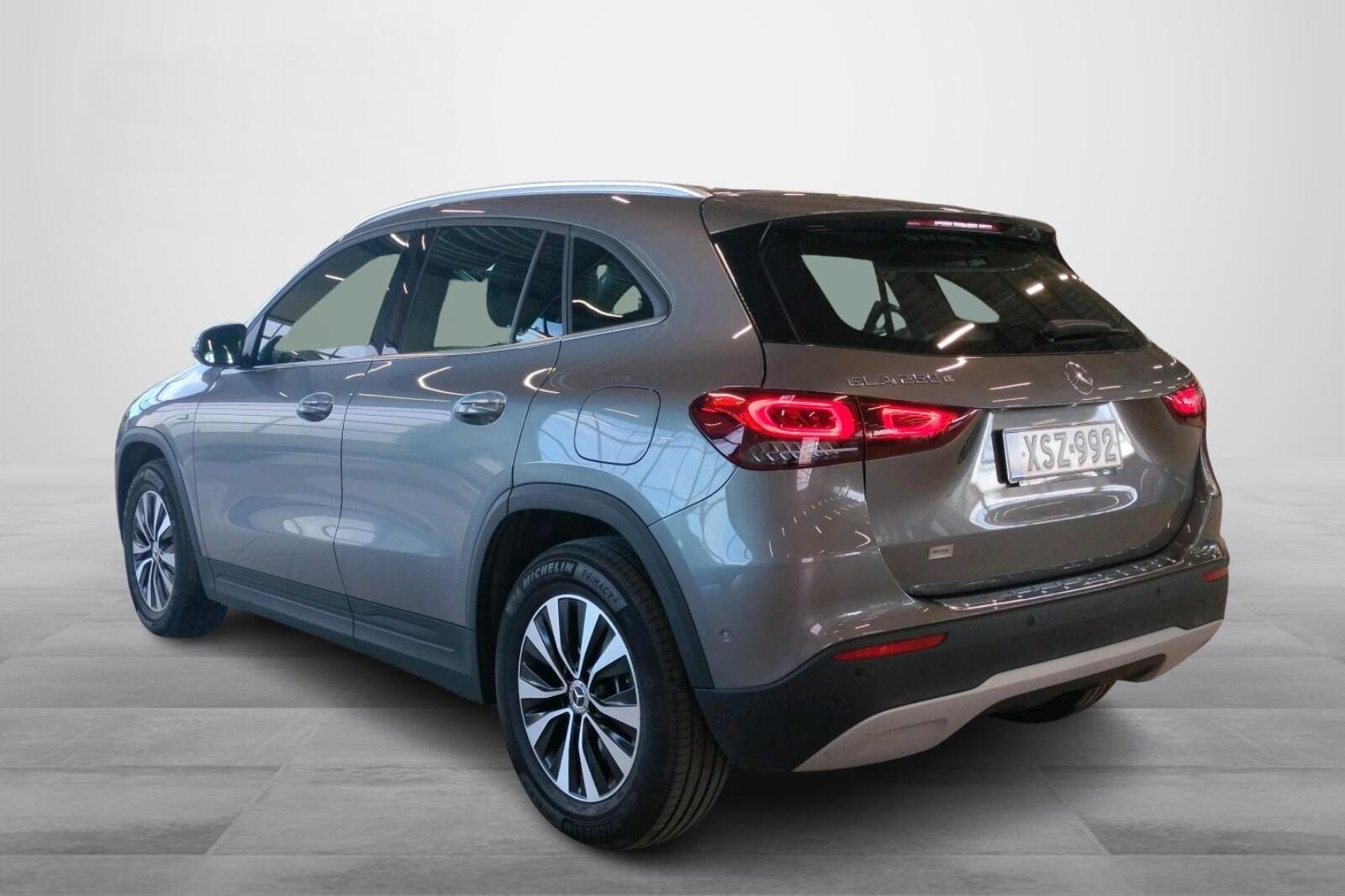 Mercedes-Benz GLA 2021