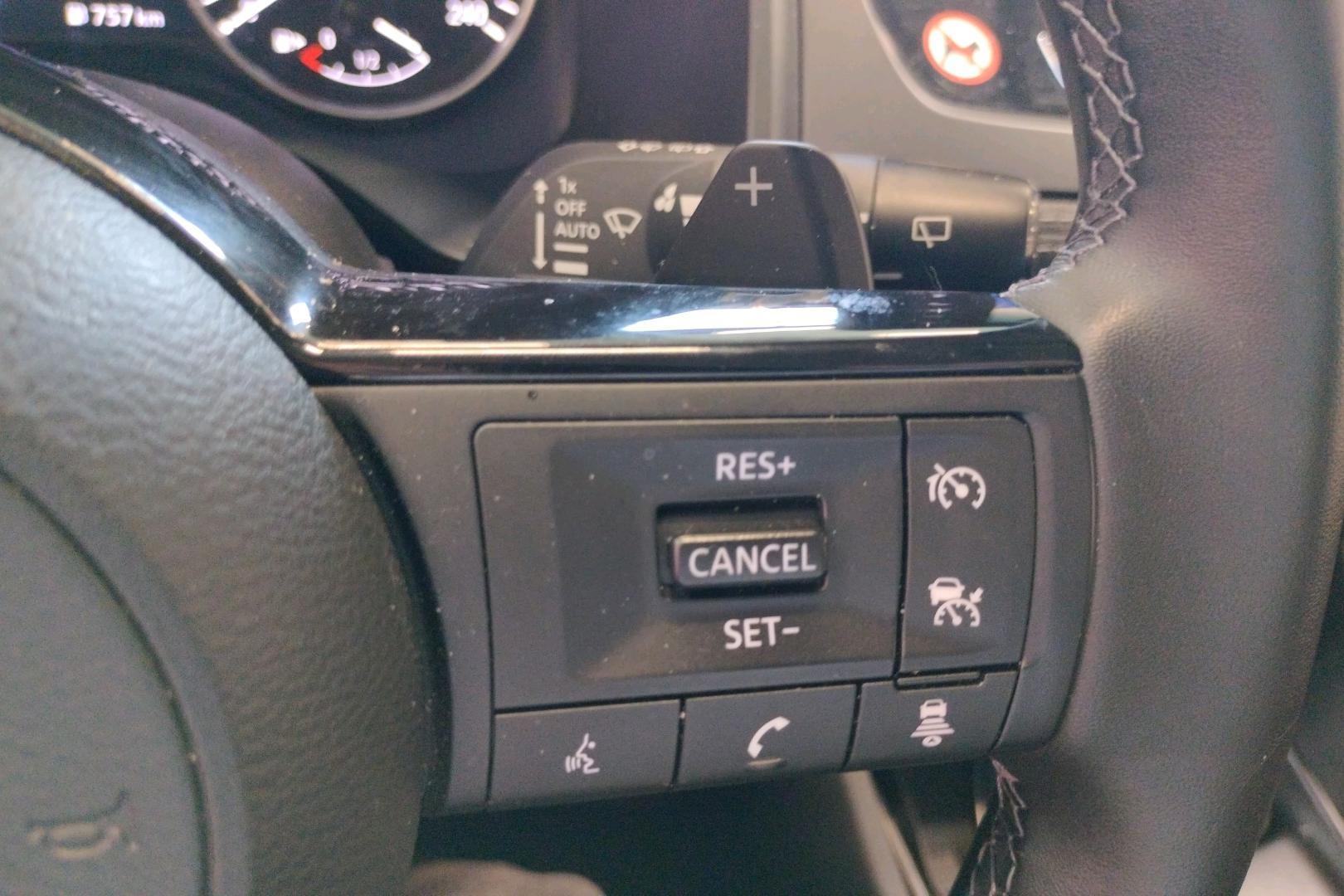 NISSAN Qashqai 2025