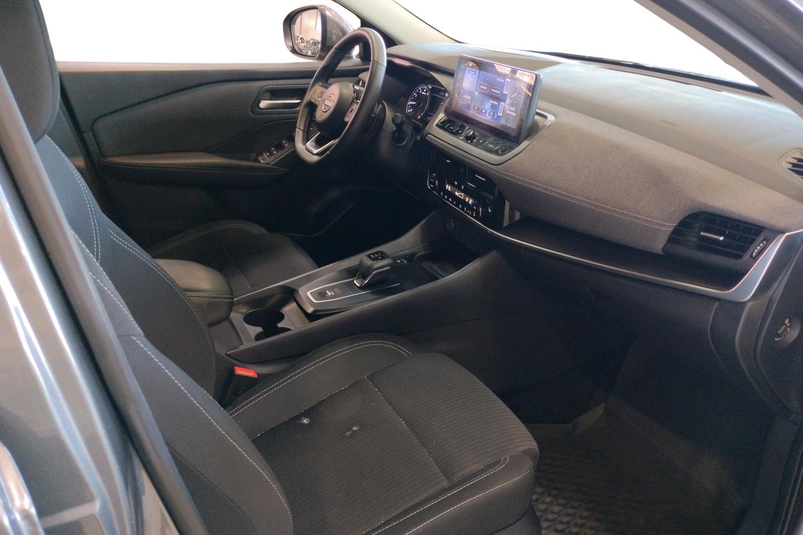 NISSAN Qashqai 2025