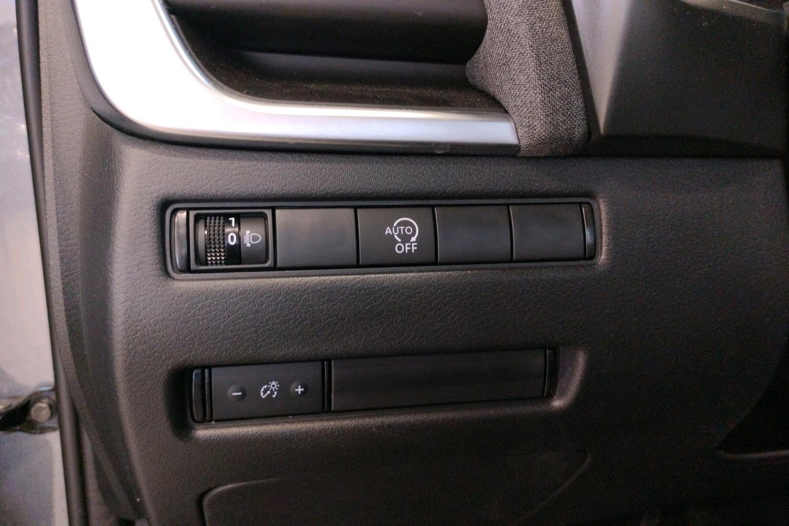 NISSAN Qashqai 2025