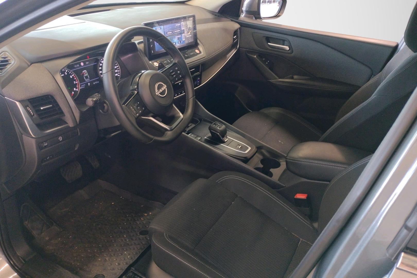 NISSAN Qashqai 2025