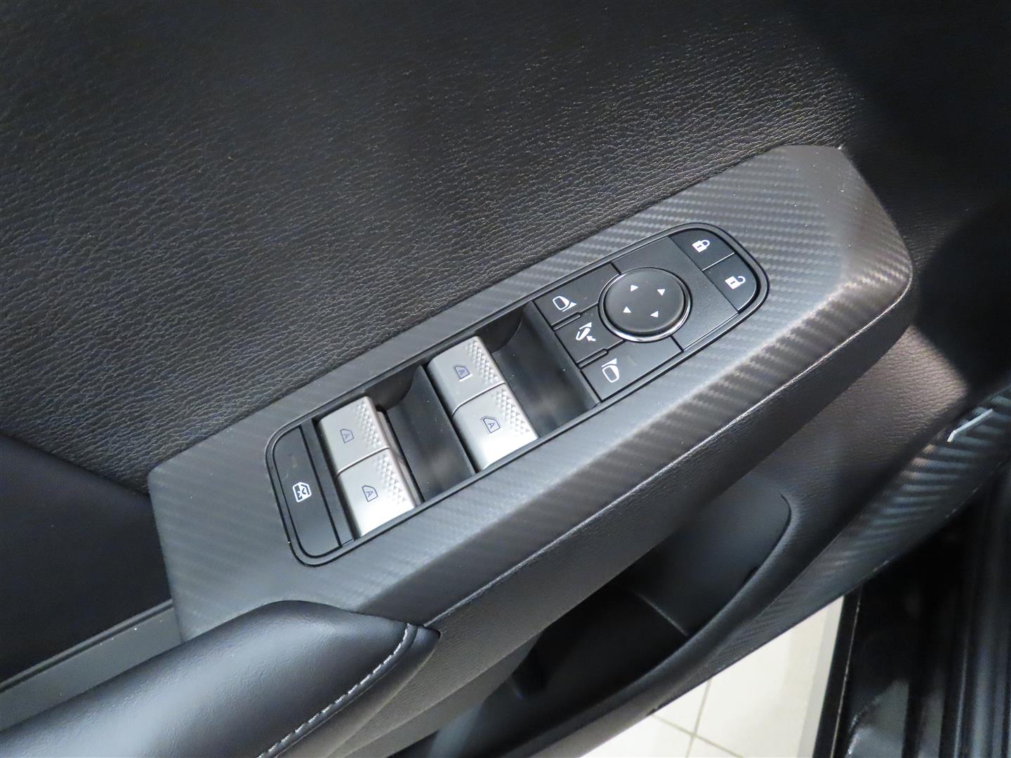 Mitsubishi Outlander 2025