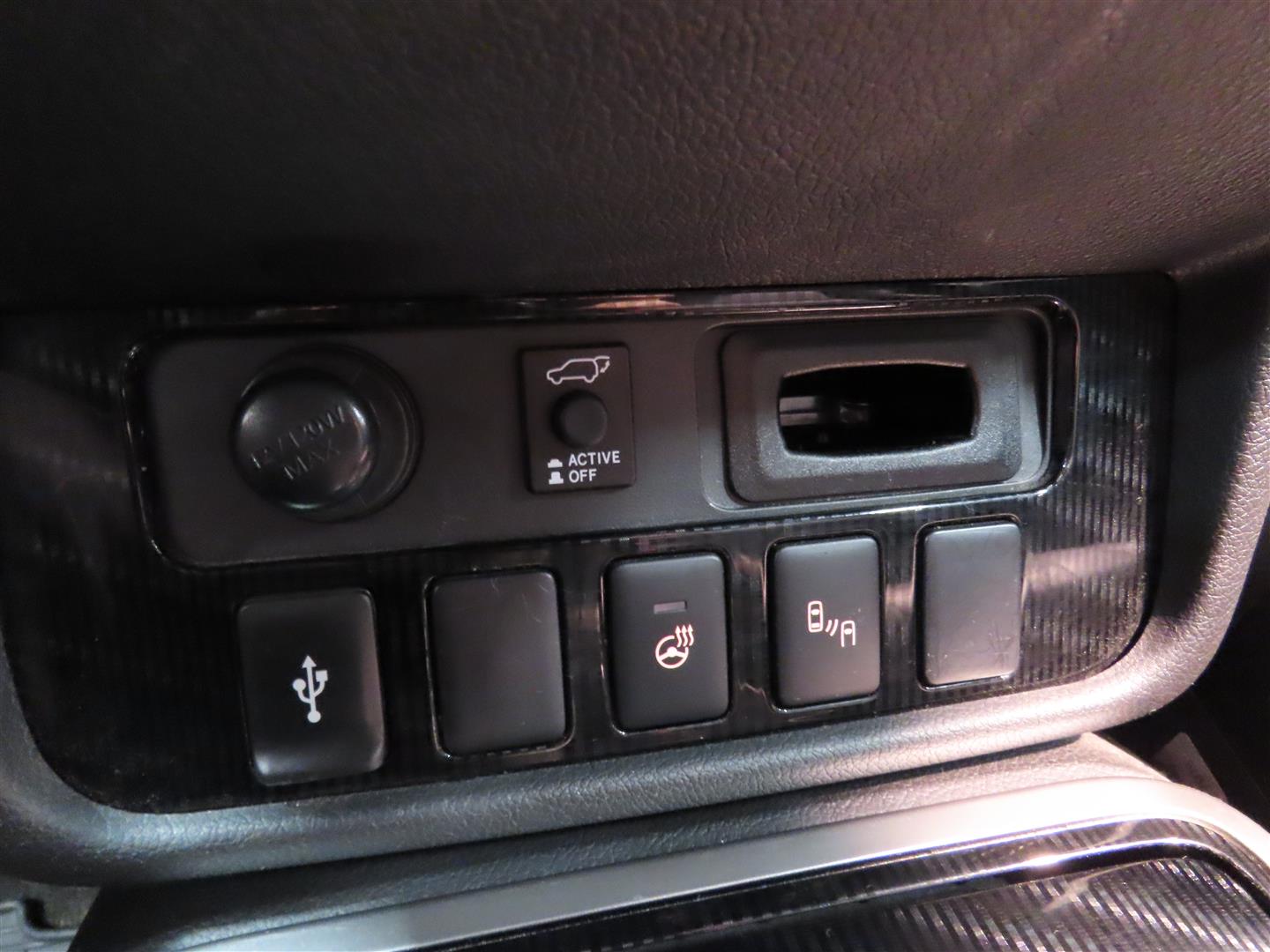 Mitsubishi Outlander PHEV 2019